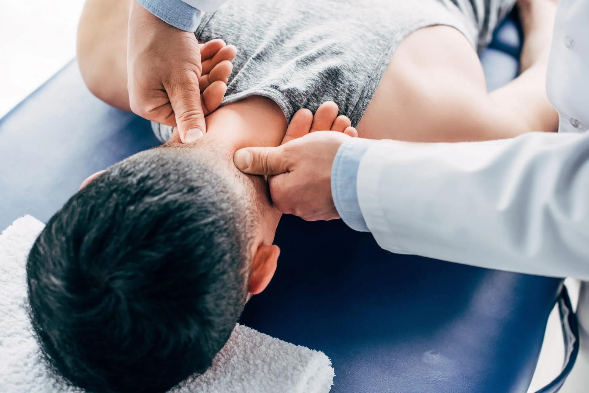 10 Ways Chiropractors Successfully Address Neck Pain
