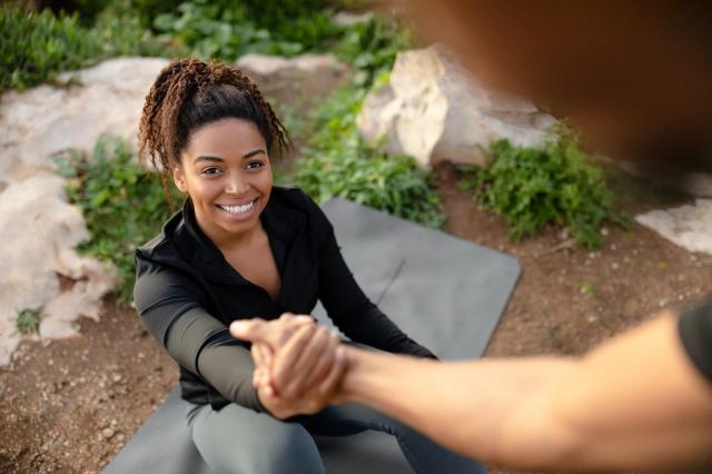 10 Ways Holistic Therapies Complement Traditional Drug Rehab Treatment